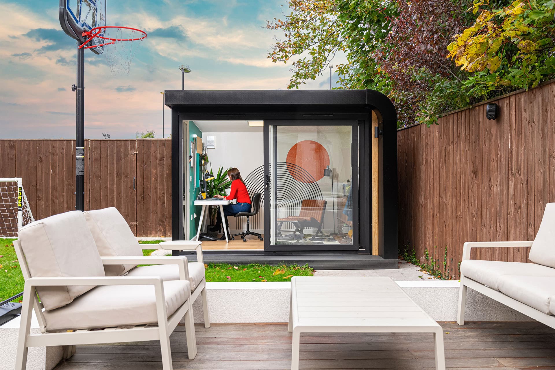 The Benefits of Having a Garden Office – Garden Rooms in Bristol ...